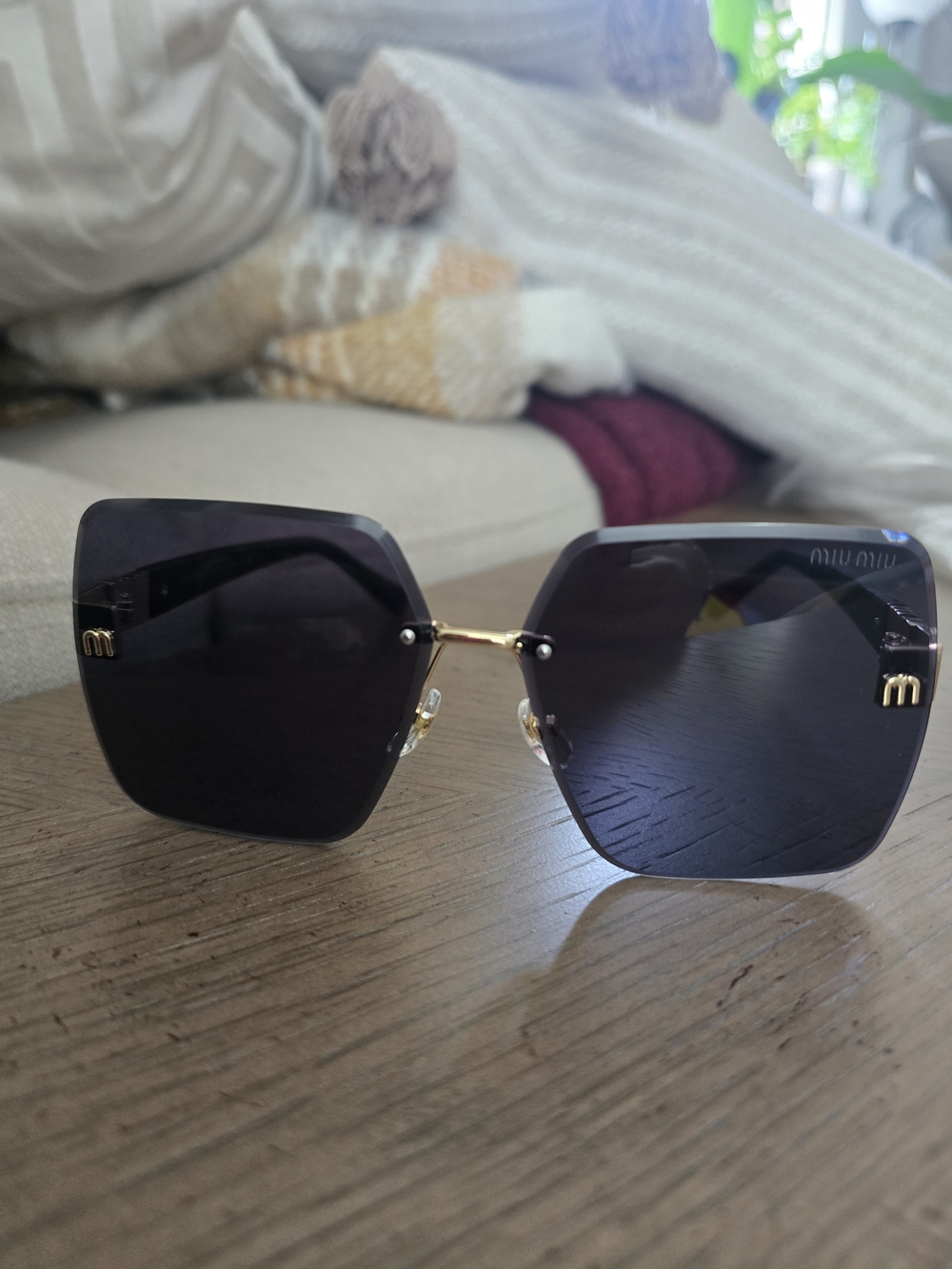 Women's Black Square Rimless Sunglasses